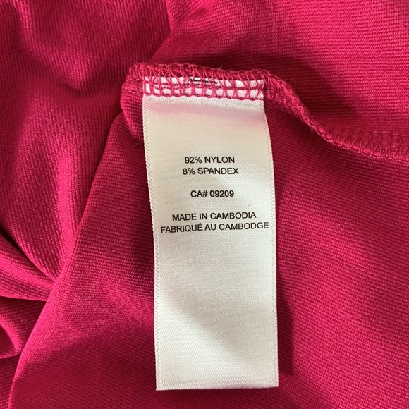 3/$15! Cleo Women’s Sleeveless Tank. Size M - Picture 6 of 6